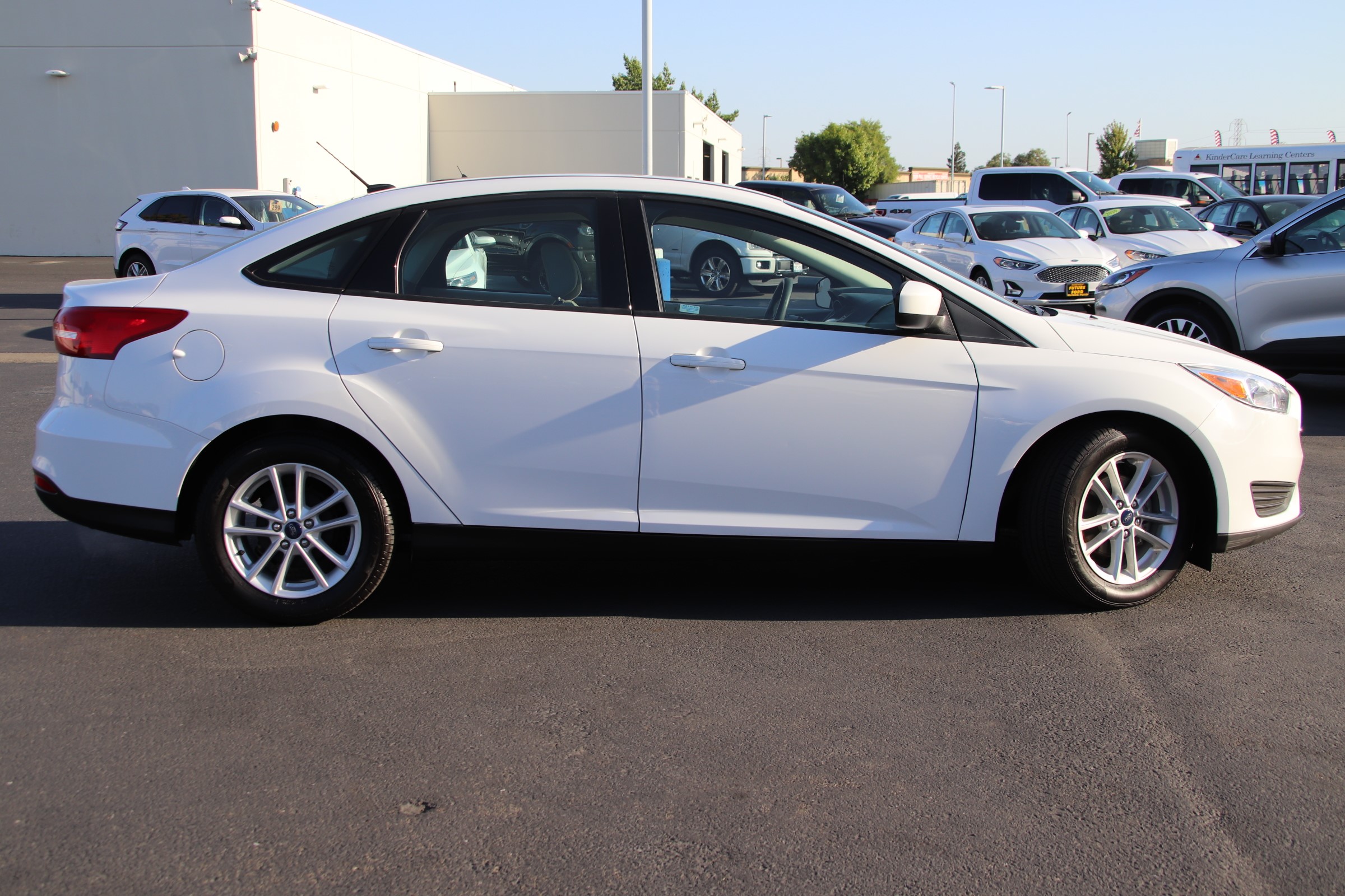 Pre-Owned 2018 Ford FOCUS Sedan Sedan SE in Roseville #R88234 | Future ...