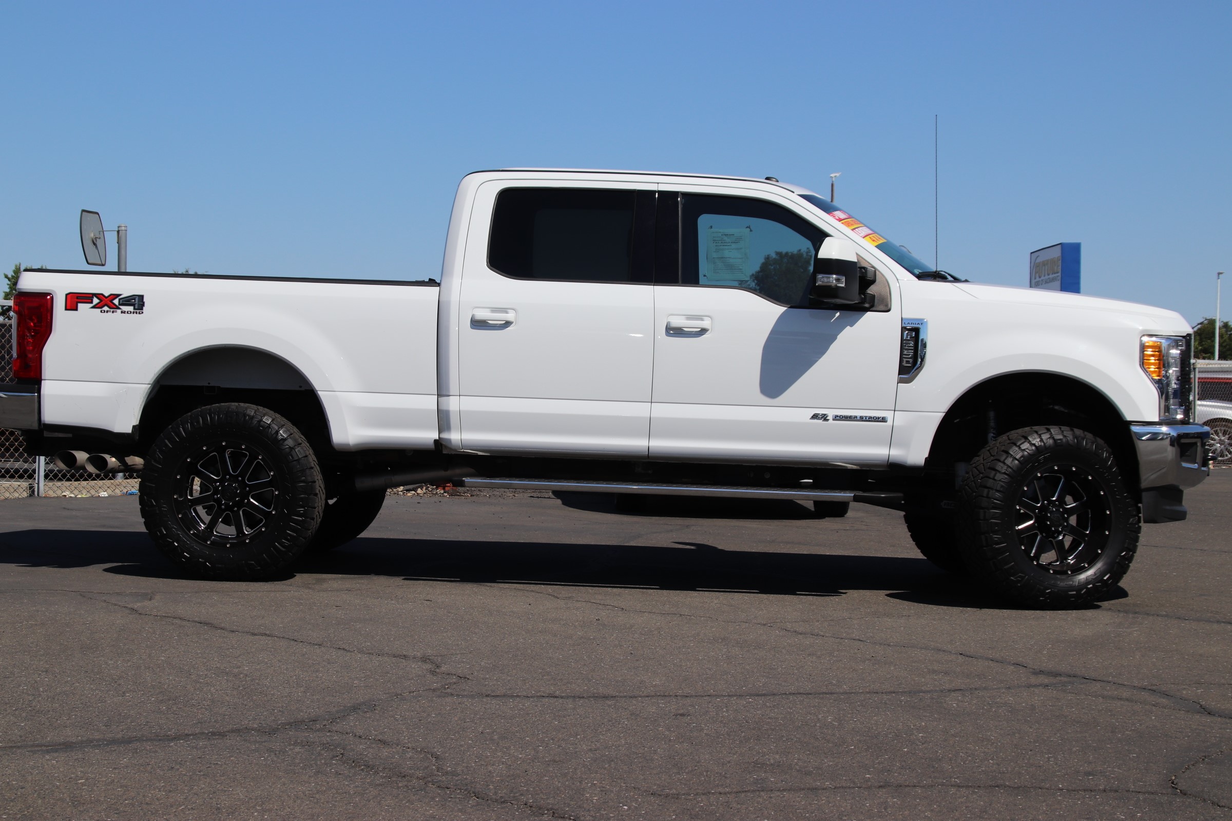 Pre-Owned 2017 Ford SUPER DUTY F-250 SRW Lariat Lifted DUTY F-250 SRW ...