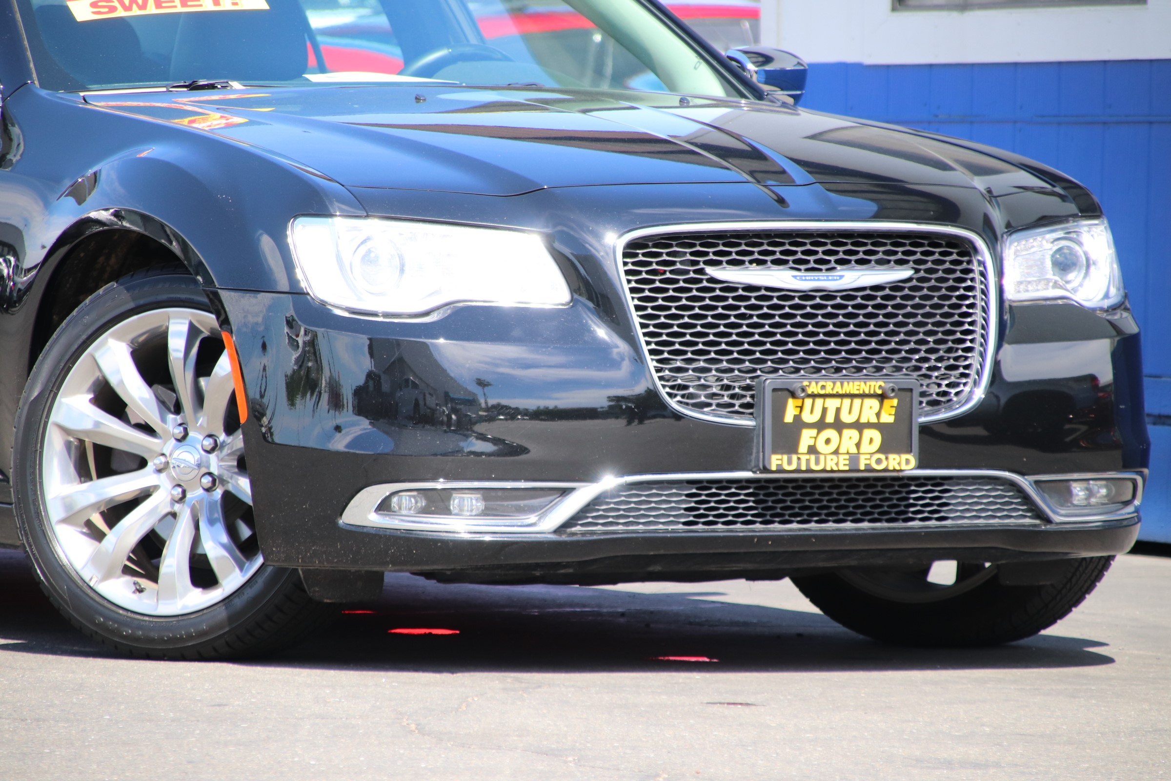PreOwned 2019 Chrysler 300 Limited Limited in Roseville 
