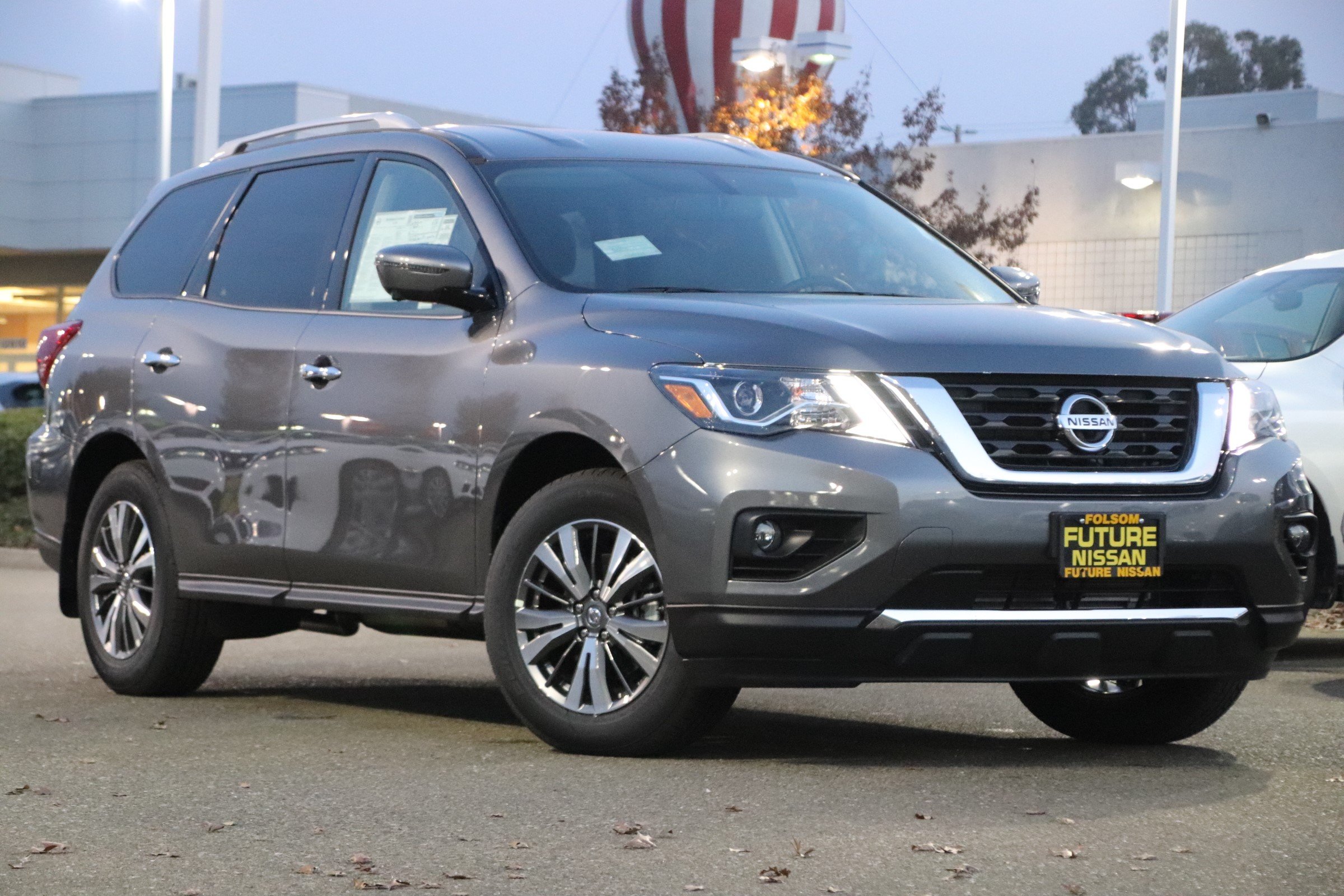 New 2019 Nissan Pathfinder Sl 4d Sport Utility In Roseville F12509