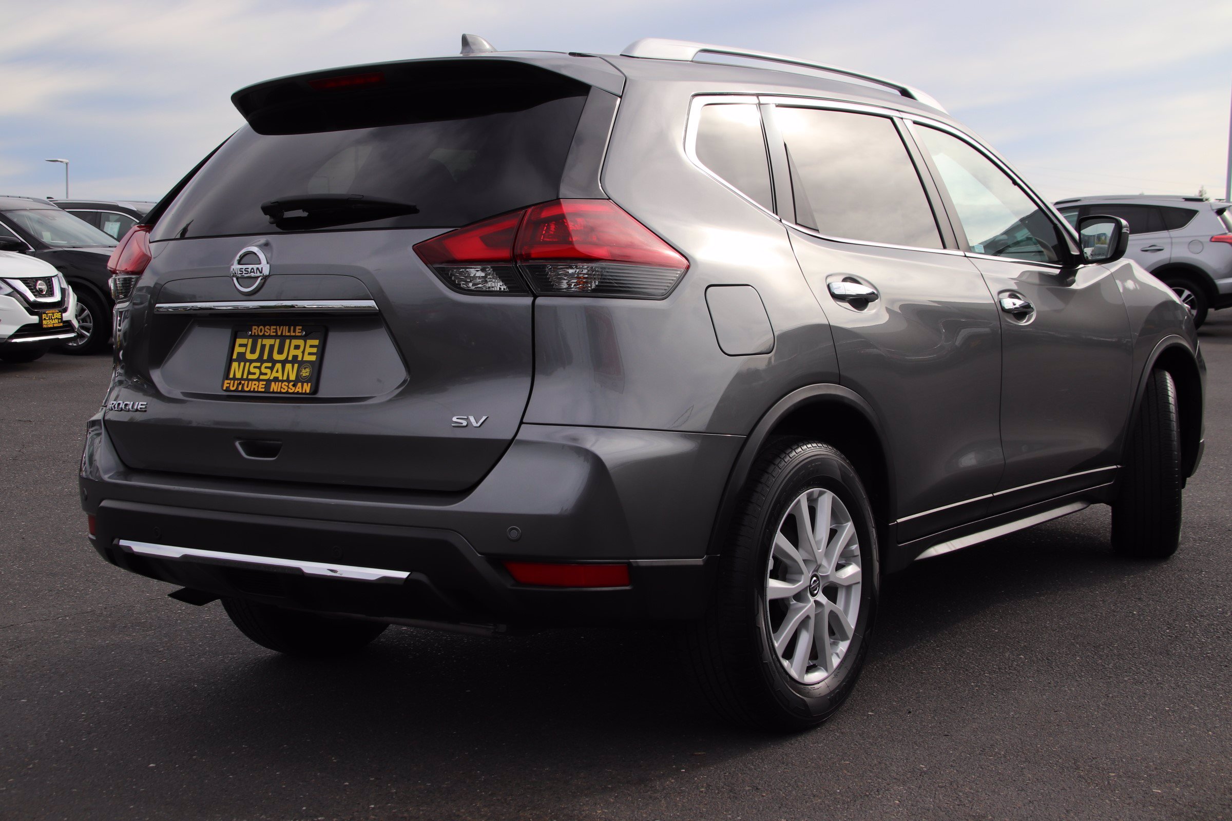 Certified Pre Owned 2019 Nissan Rogue SV 4D Sport Utility in Roseville 